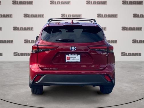 2022 Toyota Highlander Hybrid XLE