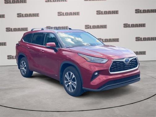 2022 Toyota Highlander Hybrid XLE