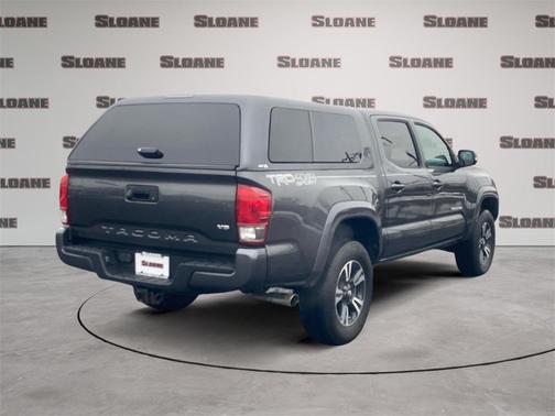 2017 Toyota Tacoma SR