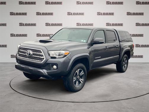 2017 Toyota Tacoma SR