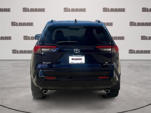 2025 Toyota RAV4 Hybrid SE