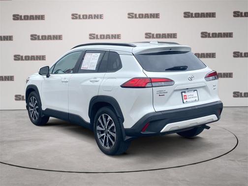 2022 Toyota Corolla Cross XLE