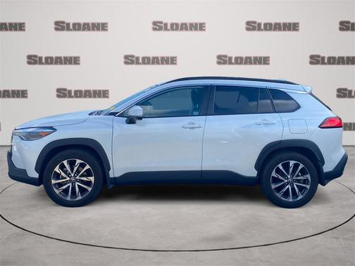 2022 Toyota Corolla Cross XLE