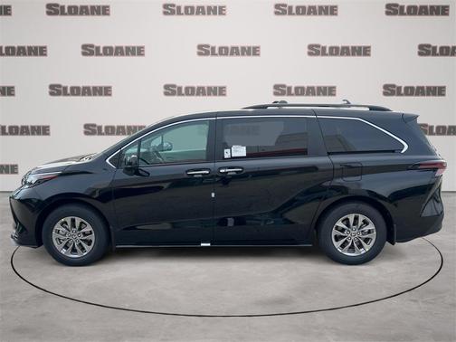 2025 Toyota Sienna XLE 7 Passenger