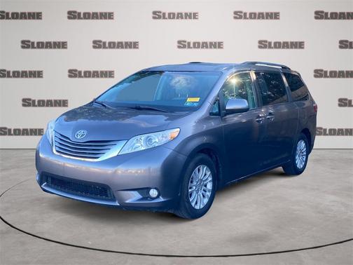 2016 Toyota Sienna XLE
