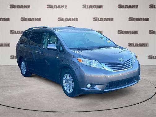2016 Toyota Sienna XLE
