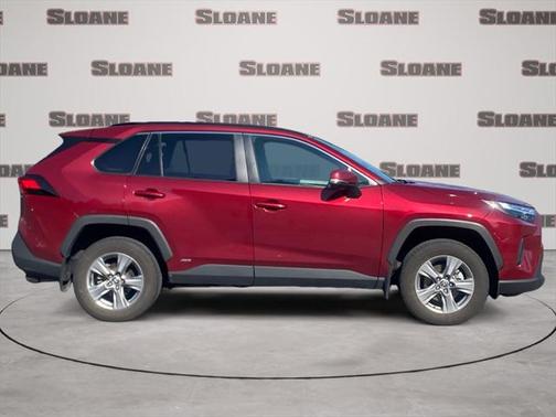 2022 Toyota RAV4 Hybrid XLE
