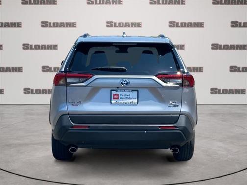 2022 Toyota RAV4 Hybrid XLE