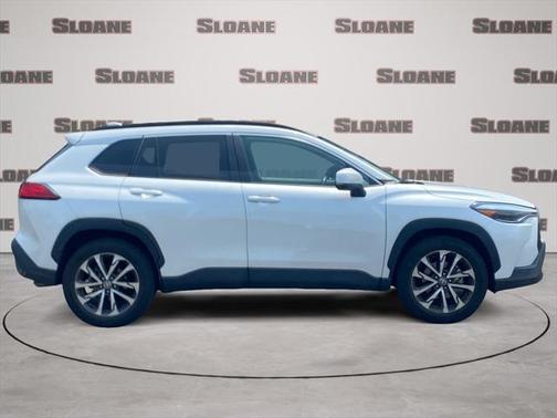 2022 Toyota Corolla Cross XLE