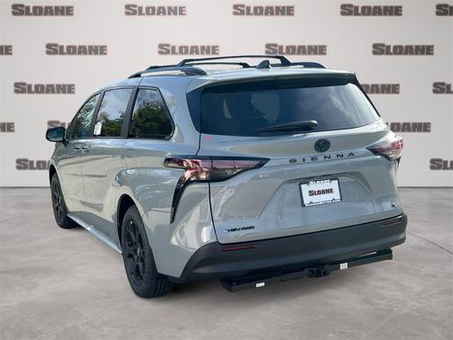 2025 Toyota Sienna Woodland Edition