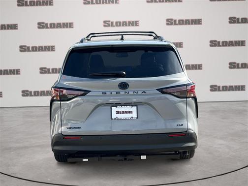 2025 Toyota Sienna Woodland Edition