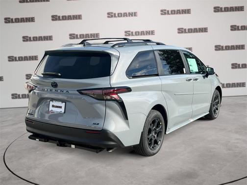 2025 Toyota Sienna Woodland Edition