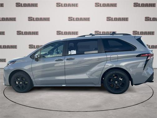 2025 Toyota Sienna Woodland Edition