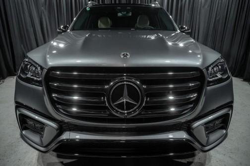 2025 Mercedes-Benz GLS 450 4MATIC