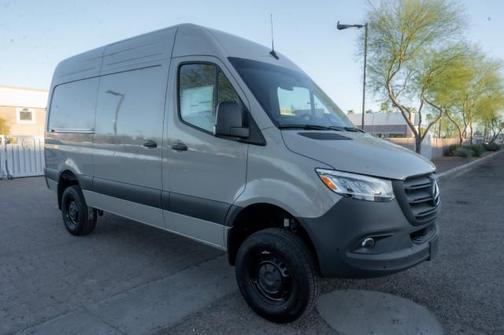 2025 Mercedes-Benz Sprinter 2500 Standard Roof