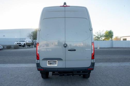 2025 Mercedes-Benz Sprinter 2500 Standard Roof