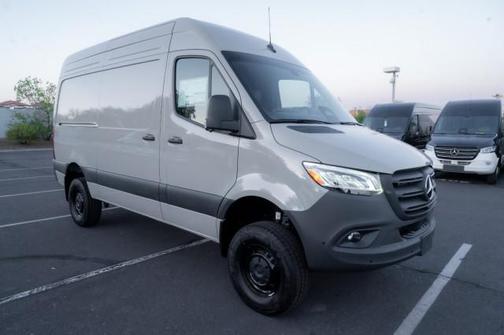 2025 Mercedes-Benz Sprinter 2500 Standard Roof