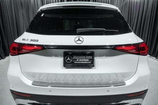 2026 Mercedes-Benz GLC 300 4MATIC