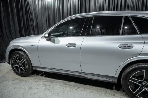2025 Mercedes-Benz GLC 350e Base