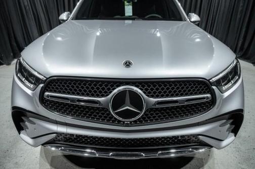 2025 Mercedes-Benz GLC 350e Base