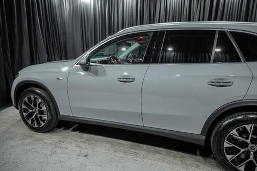 2025 Mercedes-Benz GLC 350e Base