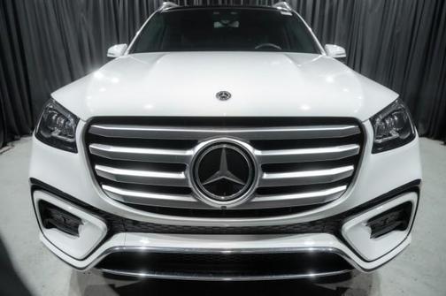 2024 Mercedes-Benz GLS 450 4MATIC