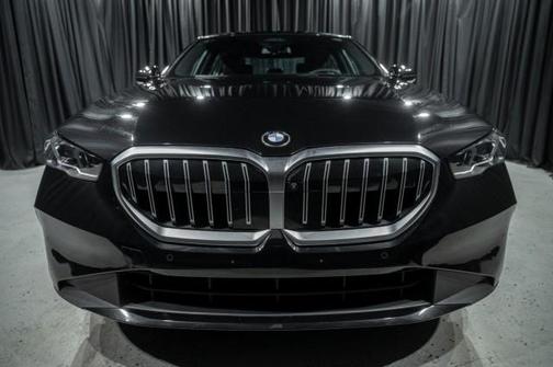 2024 BMW 530 i