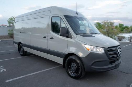 2025 Mercedes-Benz Sprinter 2500 High Roof