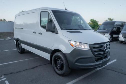 2025 Mercedes-Benz Sprinter 2500 Standard Roof