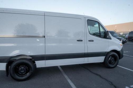 2025 Mercedes-Benz Sprinter 2500 Standard Roof