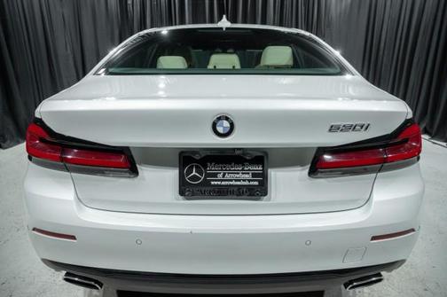 2021 BMW 530 530i