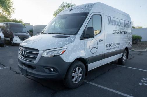 2024 Mercedes-Benz Sprinter 2500 Standard Roof