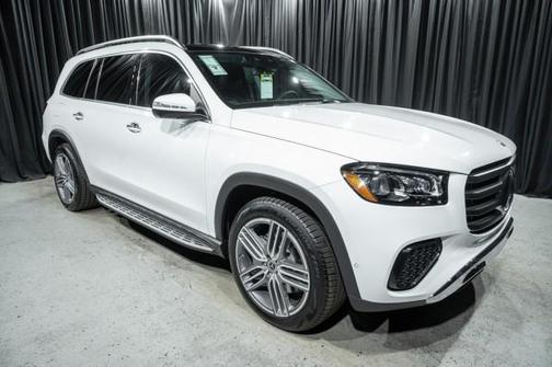 2025 Mercedes-Benz GLS 450 4MATIC