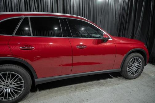 2025 Mercedes-Benz GLC 300 Base