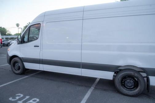 2025 Mercedes-Benz Sprinter 2500 High Roof
