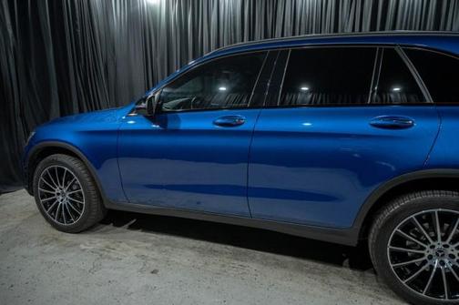2022 Mercedes-Benz GLC 300 Base