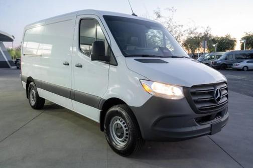 2025 Mercedes-Benz Sprinter 2500 Standard Roof