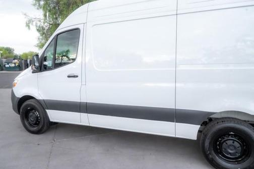 2025 Mercedes-Benz Sprinter 2500 Standard Roof