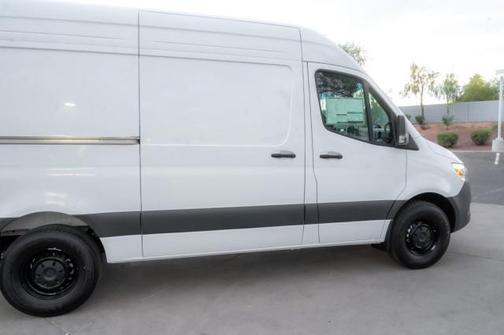 2025 Mercedes-Benz Sprinter 2500 Standard Roof
