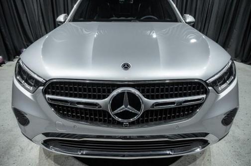 2025 Mercedes-Benz GLC 300 Base
