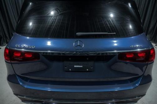 2025 Mercedes-Benz GLS 450 4MATIC