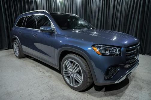 2025 Mercedes-Benz GLS 450 4MATIC