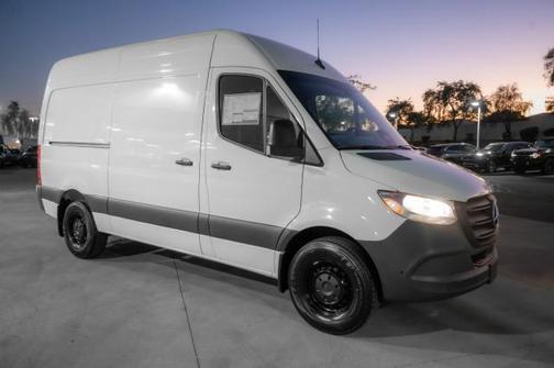 2026 Mercedes-Benz Sprinter 2500 High Roof