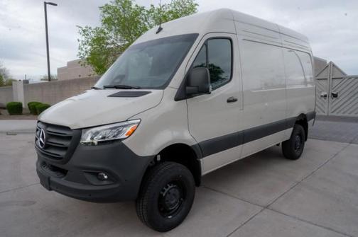 2025 Mercedes-Benz Sprinter 2500 Standard Roof