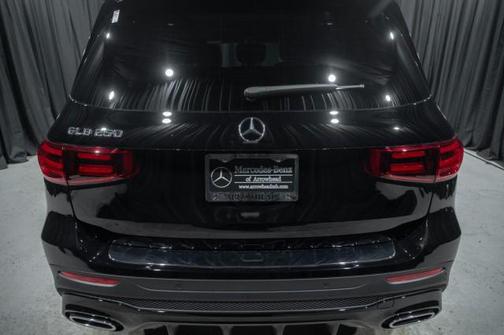 2025 Mercedes-Benz GLB 250 Base