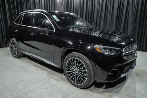2025 Mercedes-Benz GLC 300 Base