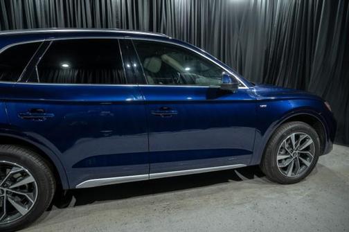 2022 Audi Q5 45 S line Premium Plus