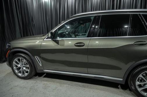 2023 BMW X5 sDrive40i