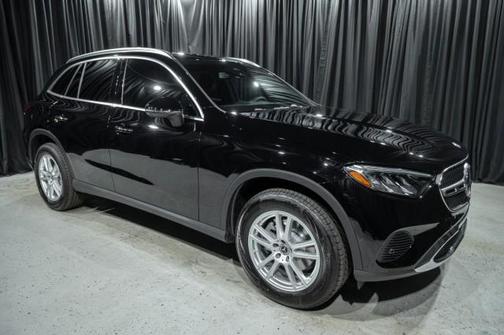 2025 Mercedes-Benz GLC 300 Base
