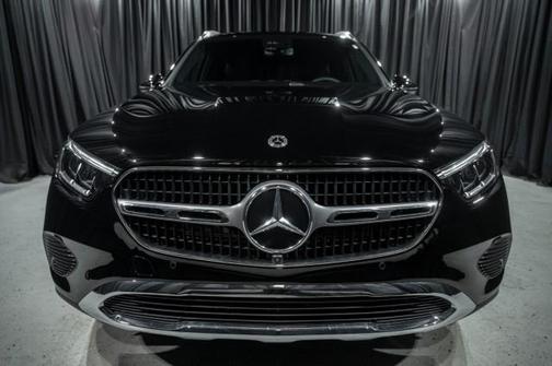 2025 Mercedes-Benz GLC 300 Base